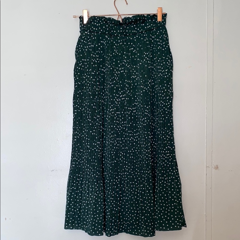 Elegant Green Polka Dot Skirt